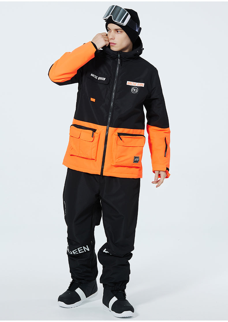 Men's Arctic King winter snowboard suit by Les Odettes, featuring a snow jacket and pants set for winter sports.
