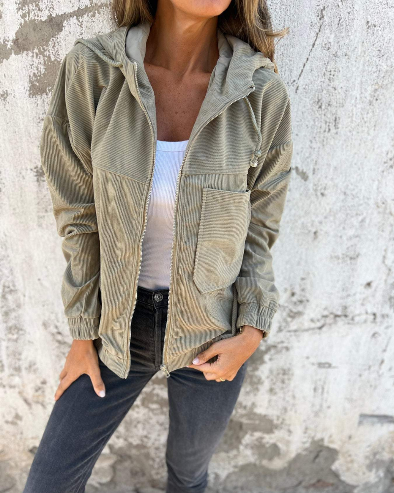 Les Odettes Cynthia™ hooded zip jacket with front pockets, featuring a casual design and adjustable hood.