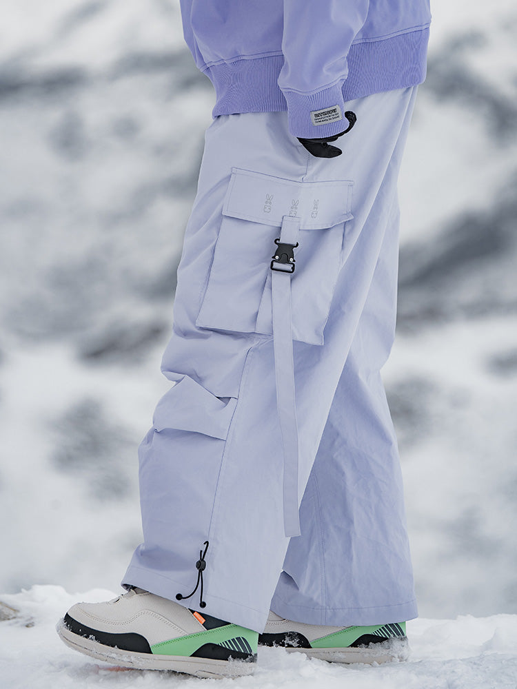 Men's Rabbit Snow UrbanRush Prime Cargo Snow Pants by Les Odettes, featuring baggy fit and durable winter material.