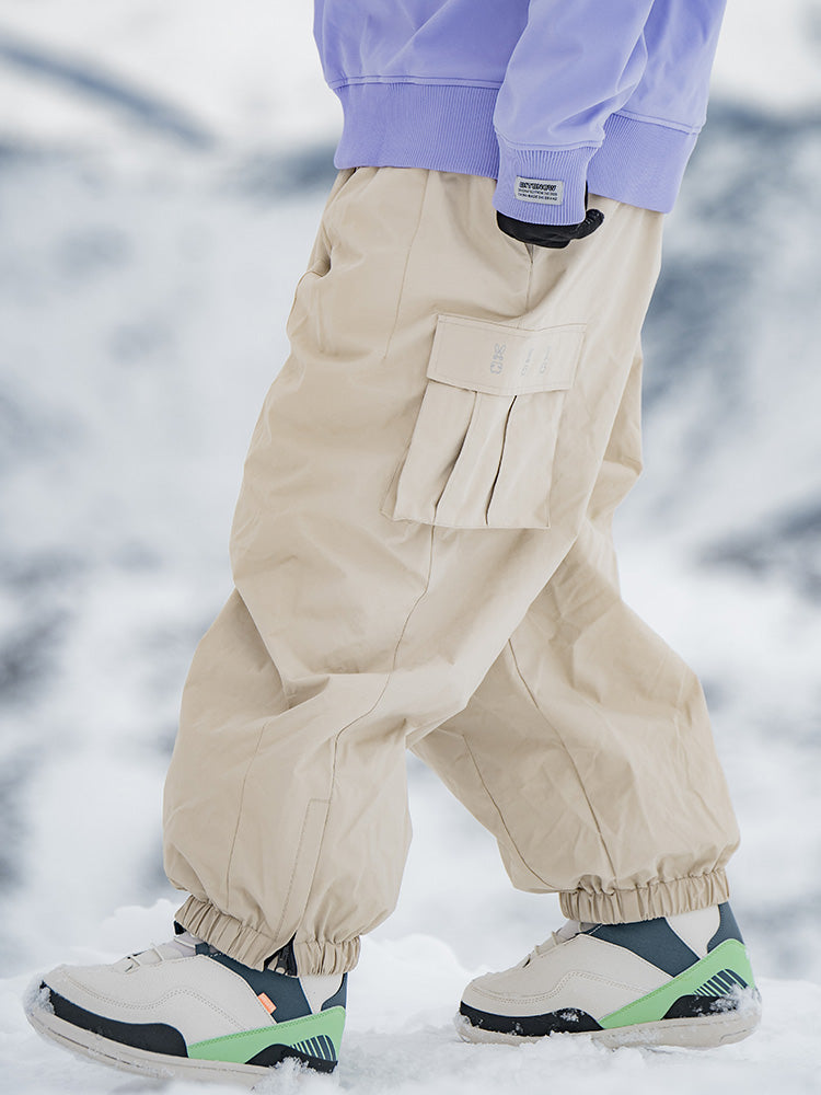 Men's Rabbit Snow StreetFlow Freestyle Cargo Snow Pants by Les Odettes with baggy fit and multiple cargo pockets, suitable for winter snow activities.