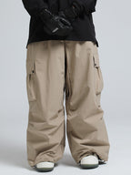 Men's Gsou Snow Mountain Chill freestyle baggy snowboard pants in black, designed by Les Odettes with a relaxed fit and snow-resistant material.