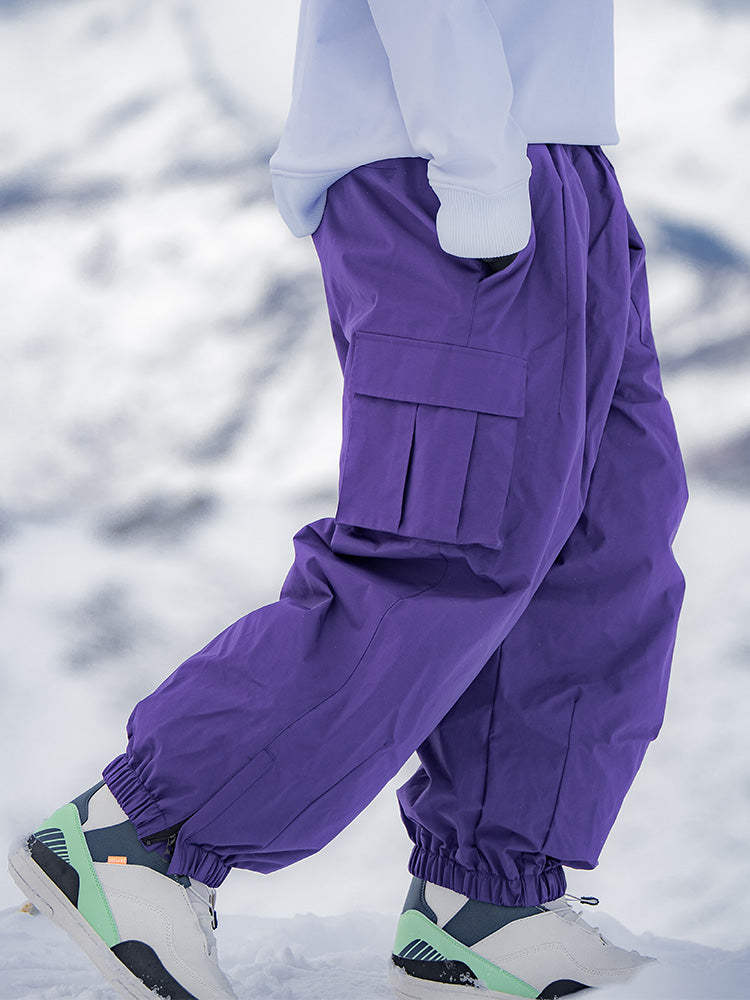 Men's Rabbit Snow StreetFlow Freestyle Cargo Baggy Snow Pants by Les Odettes, showing the relaxed fit and winter-ready design.