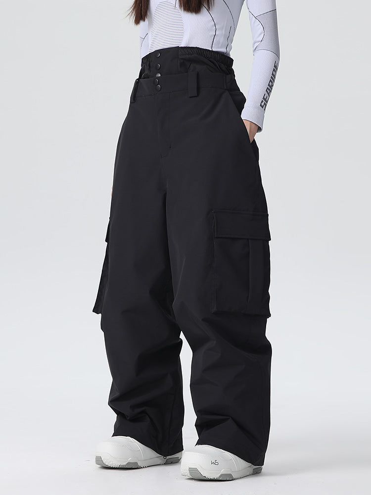 Women's Searipe durable mountain snow pants by Les Odettes, featuring a baggy fit and all-function design for winter outdoor activities.