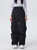 Les Odettes women's Searipe mountain snow pants featuring a durable, all-function baggy design for winter snow activities.