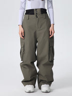 Les Odettes women's durable mountain snow pants, baggy all-function snow pants designed for winter outdoor activities.