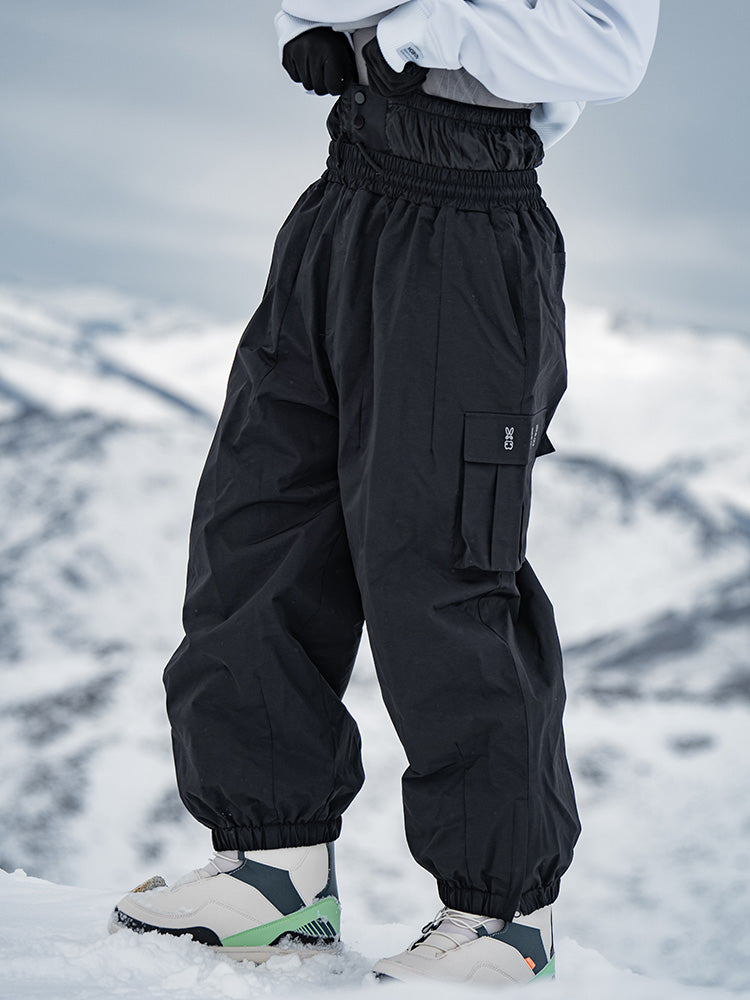 Men's Rabbit Snow StreetFlow Freestyle Cargo Baggy Snow Pants by Les Odettes, showing black snow pants with cargo pockets and relaxed fit.