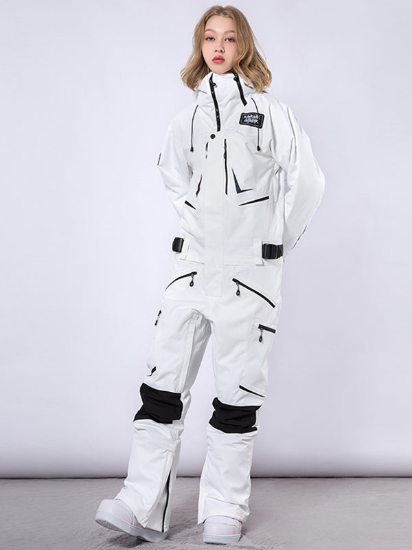 Les Odettes men's RAWRWAR high land cargo one-piece snowsuit, featuring a durable winter snowsuit with cargo pockets and full-body coverage.