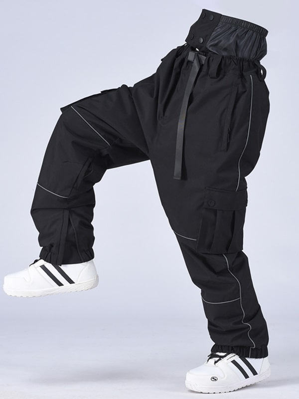 Les Odettes Women's SnowCraze Alpine Explorer snow pants with baggy fit, waterproof fabric, and snow-resistant design for winter sports.