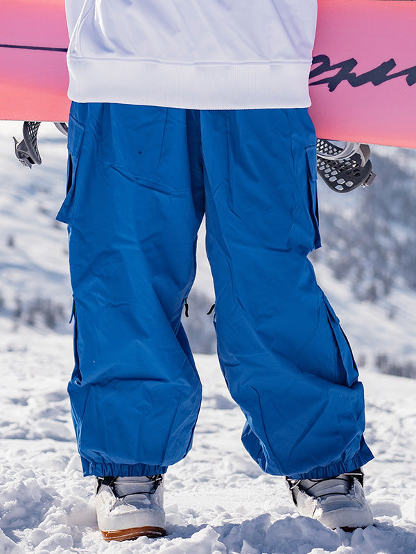 Men's Les Odettes snowboard pants in baggy style with rabbit snow prime cargo design, suitable for winter snowboarding activities.