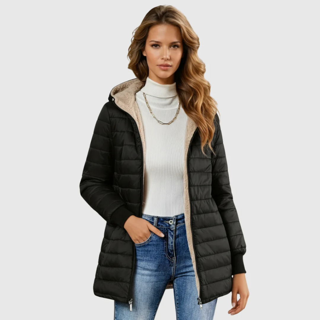 Les Odettes Geraldine Sherpa-lined winter coat with warm fleece interior and stylish exterior in a cozy, winter-ready design.
