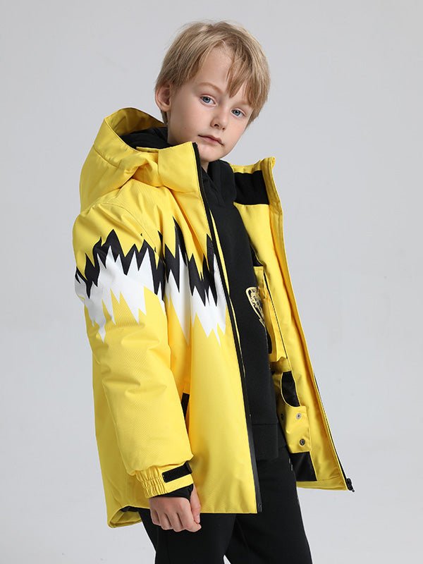 Boy and girl wearing Les Odettes Phibee Lightning Duck Down snow jackets, colorful kids' winter snow jackets with hoods.