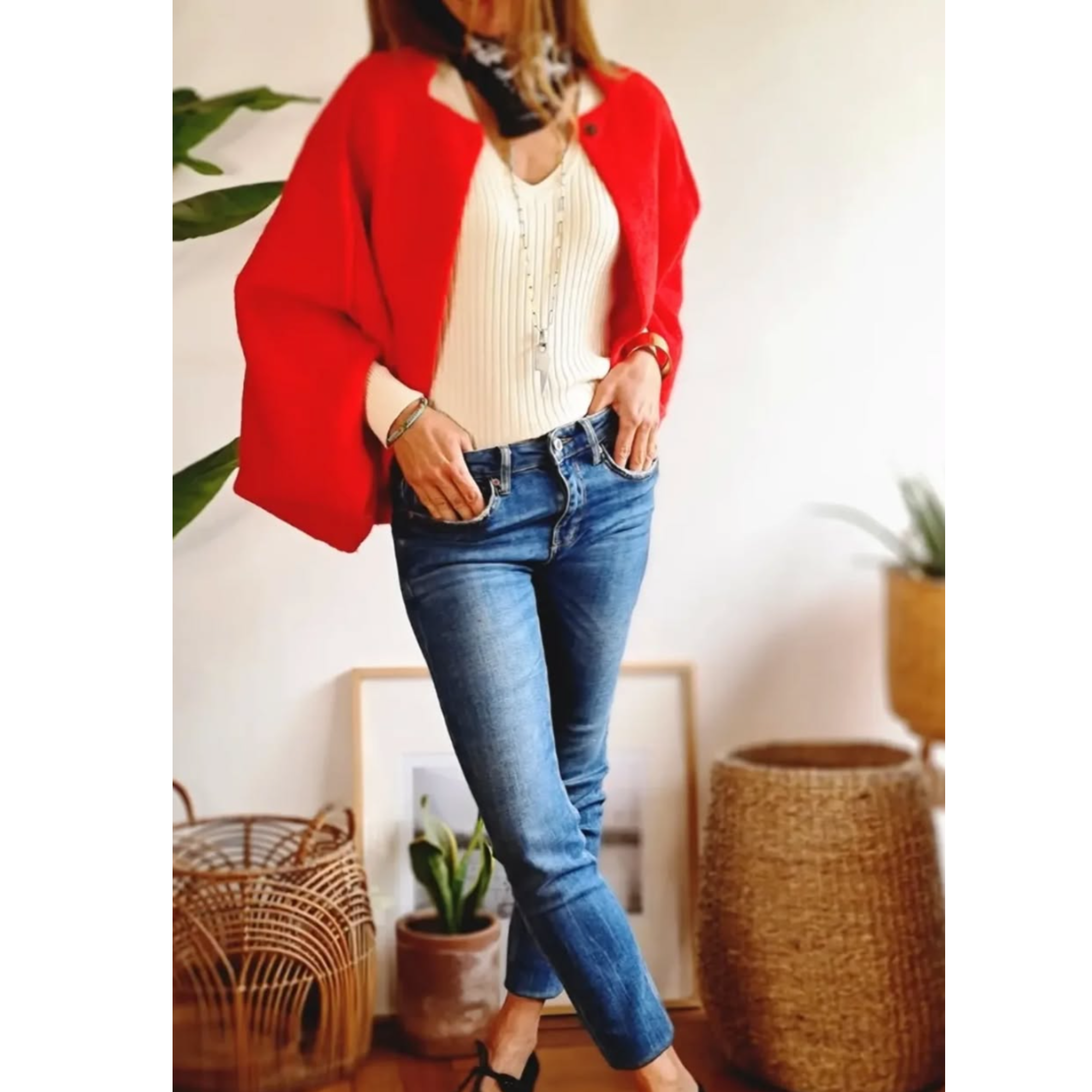 Veloura™ elegant coat by Les Odettes, showcasing a timeless, stylish design with a tailored fit and classic details.