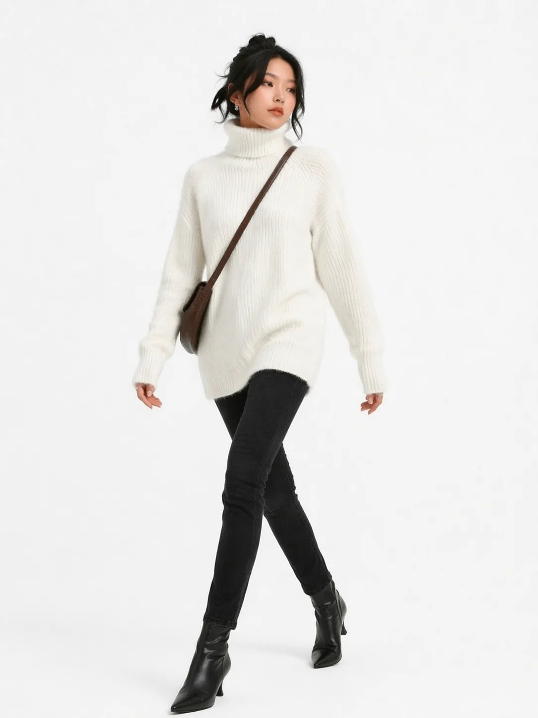 Women’s Mohair Turtleneck Sweater – Warm & Relaxed Fit