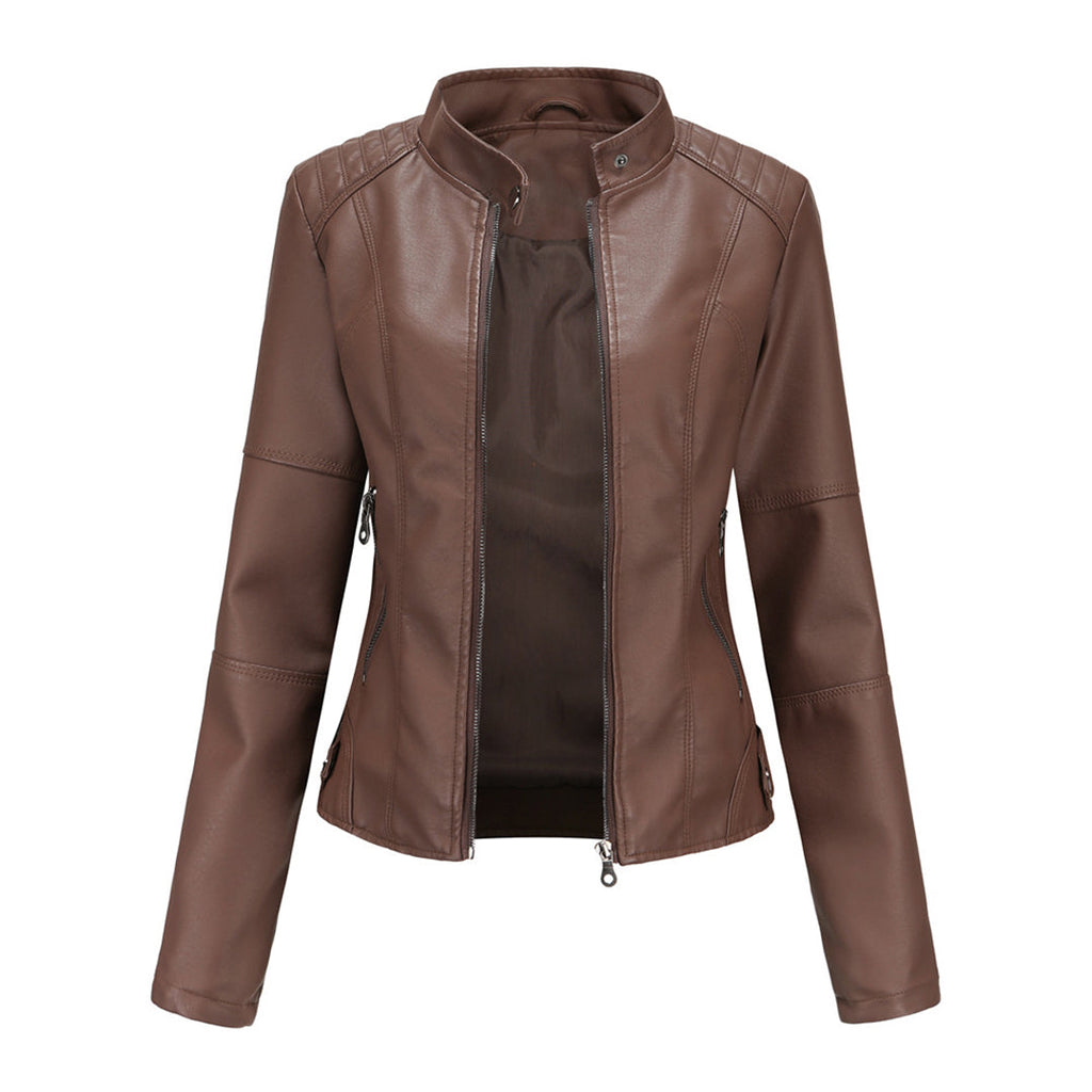Les Odettes Zyra™ modern jacket in coffee color, featuring a sleek design and stylish fit, shown on a model.