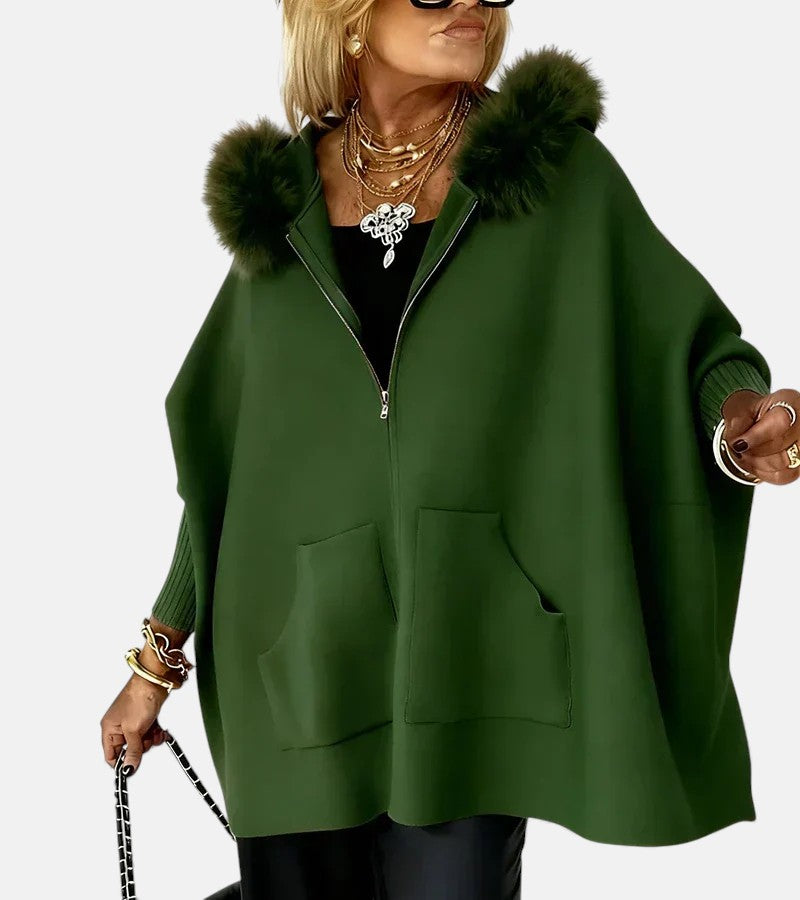 Les Odettes Irene™ casual hooded coat displayed on a model, featuring a relaxed fit and soft fabric for everyday wear.