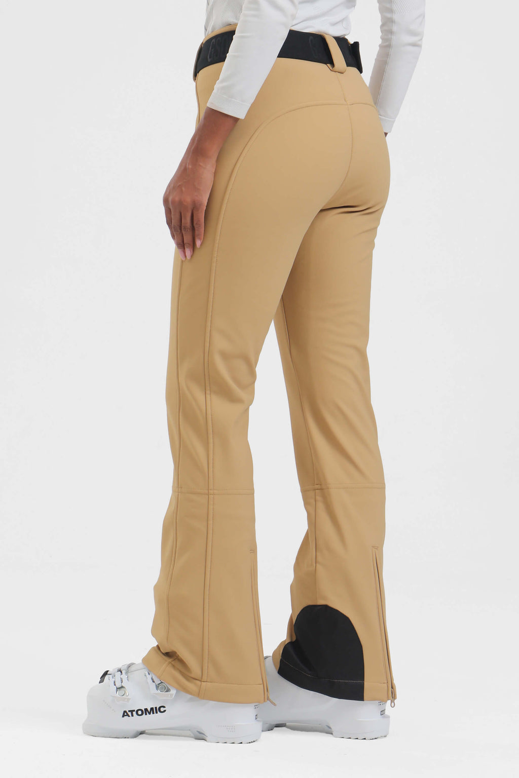 Women's black fleece-lined ski pants by Les Odettes, slim fit with wearable design and ski-ready warmth.