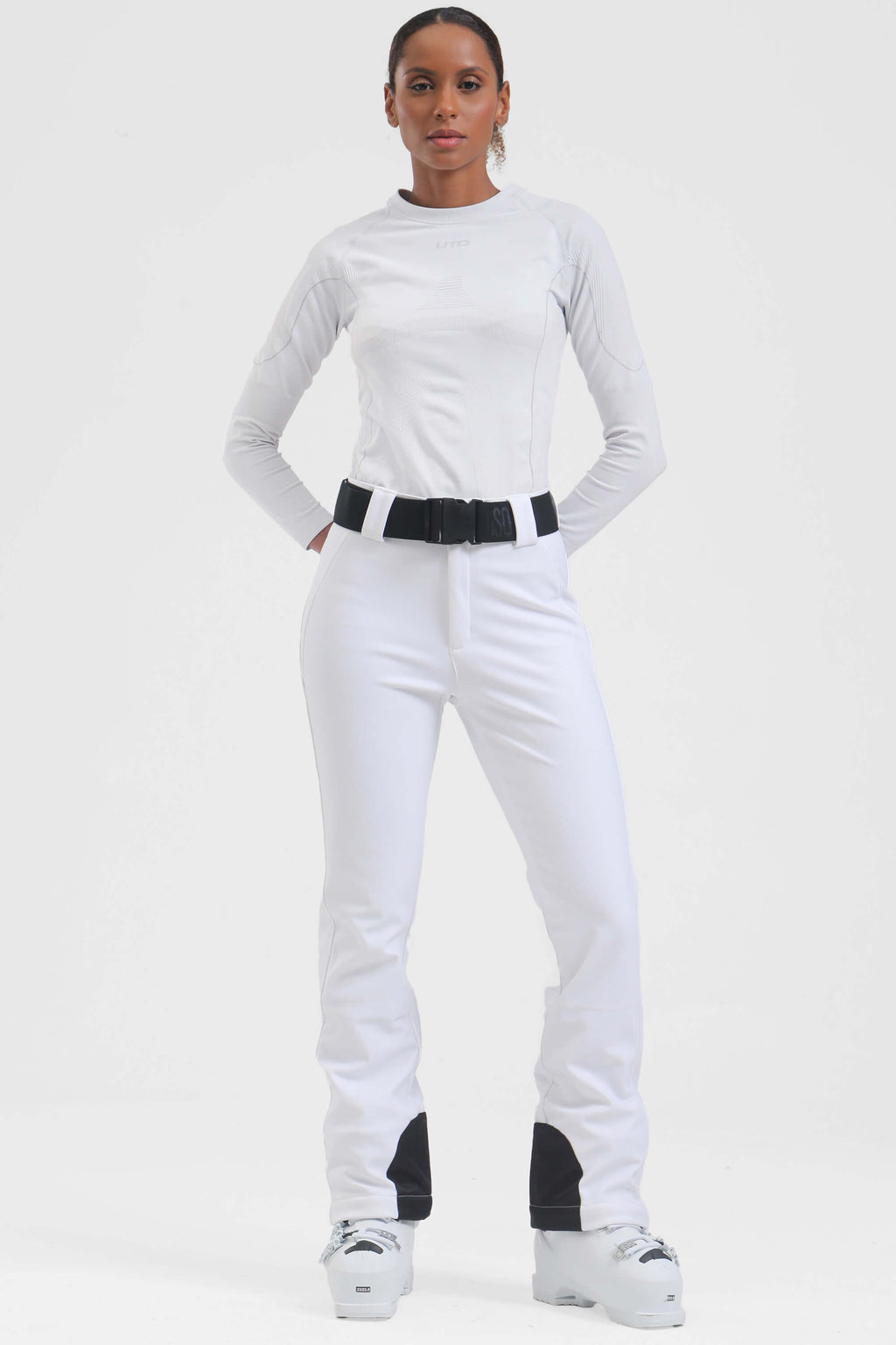 Women's black slim fit ski pants by Les Odettes, fleece-lined for warmth and comfort, designed for winter outdoor activities.