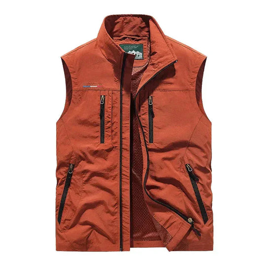 Men’s water-resistant insulated bodywarmer vest by Les Odettes, featuring a fitted outdoor utility design with zipper closure.