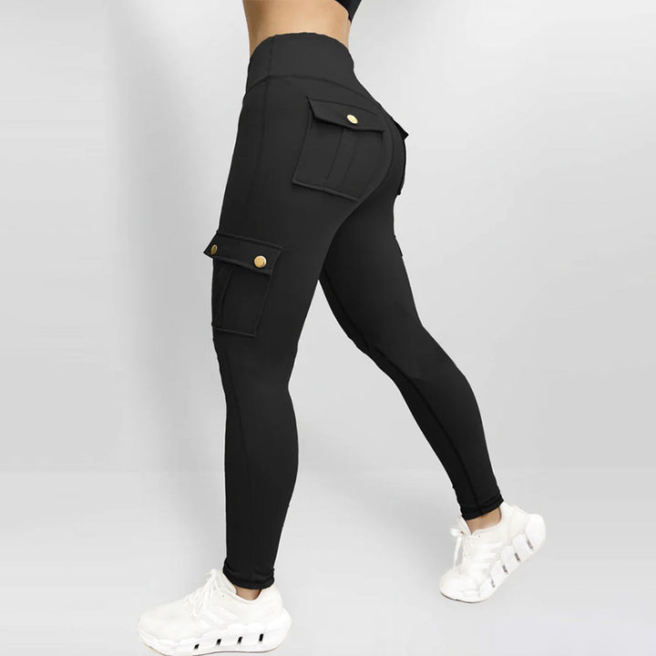 Women’s slim fit tailored trousers with structured design and classic cut, by Les Odettes, shown in a neutral fabric with a smooth finish.