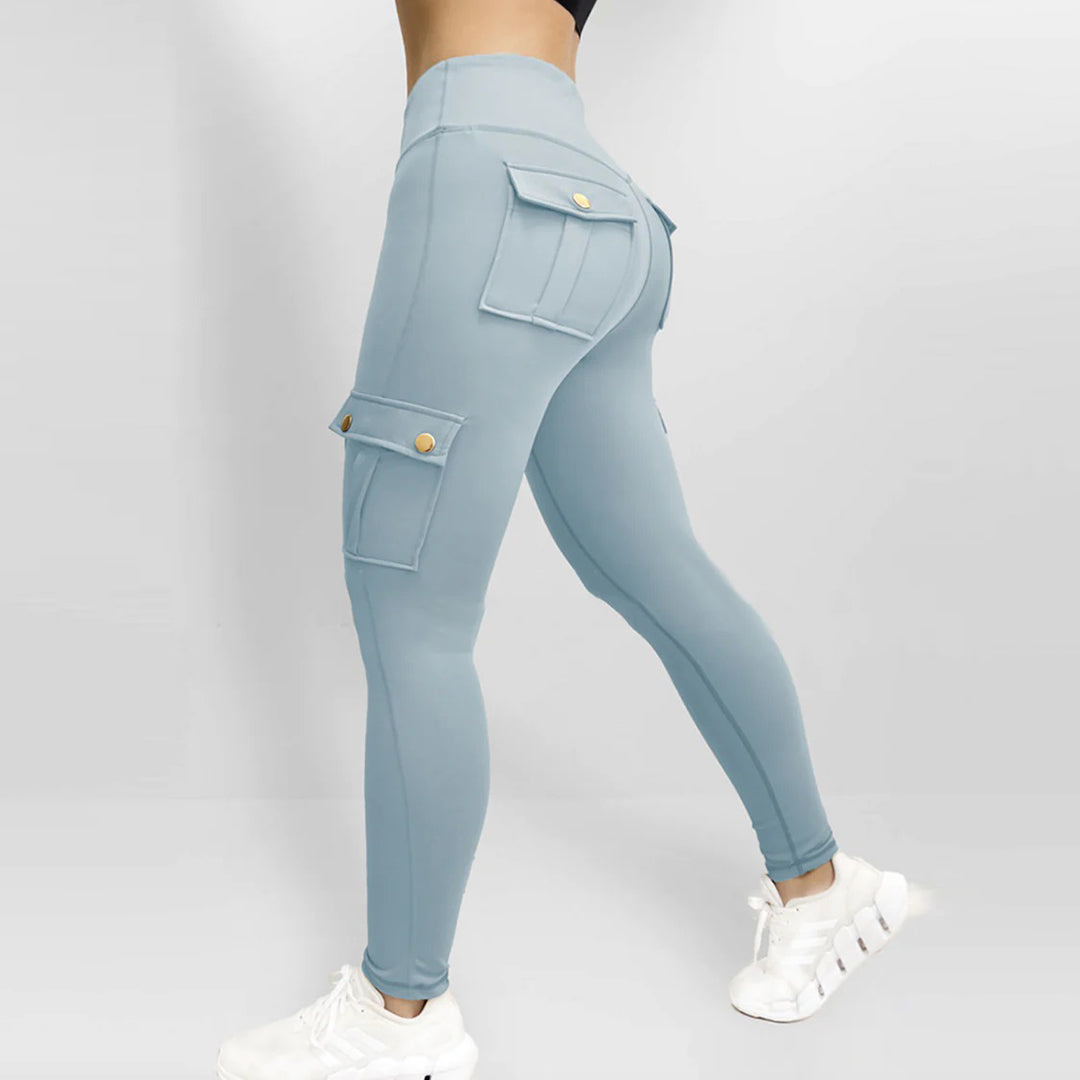 Women’s slim fit tailored trousers with structured design and classic cut by Les Odettes, shown in a stylish, professional fit.