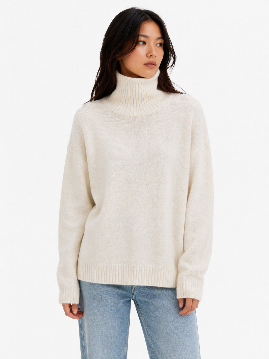 Women’s Oversized High-Neck Knit Sweater – Relaxed Winter Layer