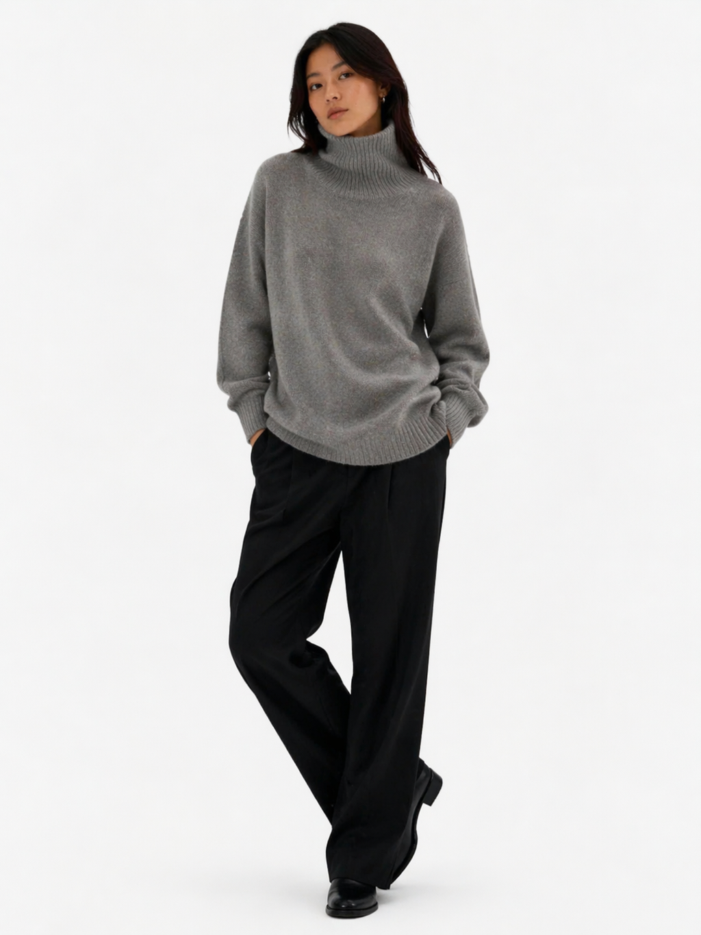 Women’s Oversized High-Neck Knit Sweater – Relaxed Winter Layer